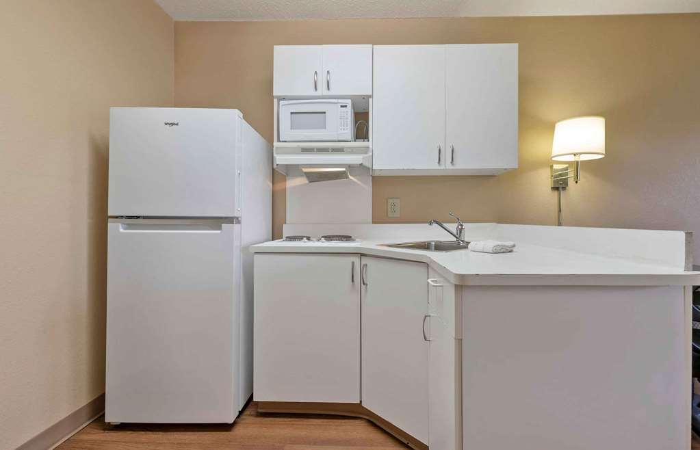 Extended Stay America Select Suites - Columbia - Ft Jackson Szoba fotó